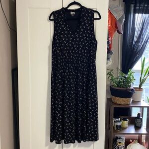 Anne Klein Sleeveless Black Floral Dress Size 16